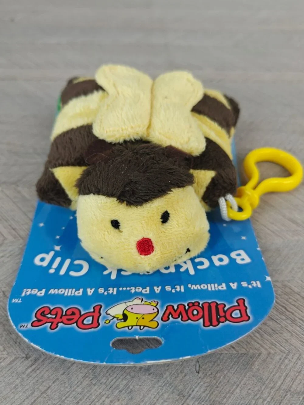 NEW Rare Pillow Pets Plush Backpack Clip Bumble Bee Stuffed Animal Toy